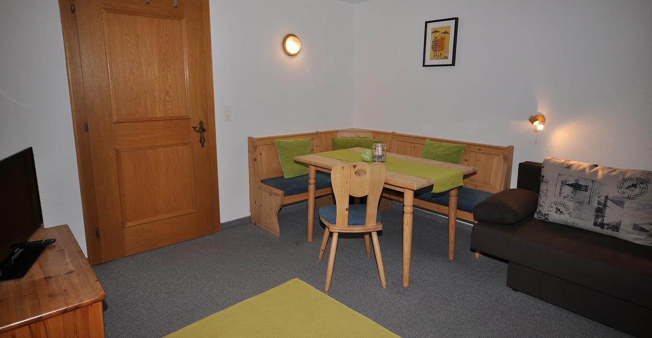 Haus Fritz Hotel Warth  Bagian luar foto